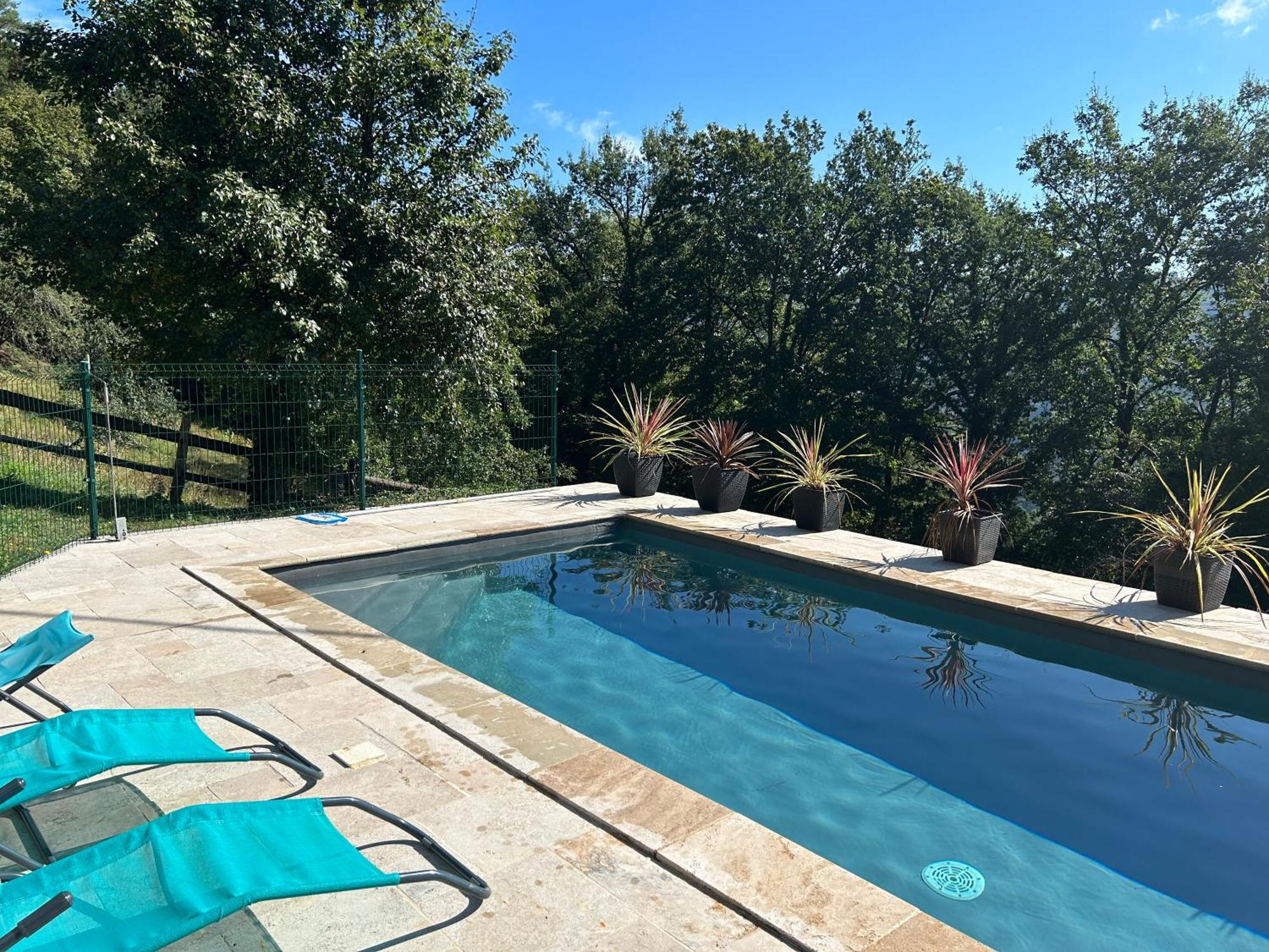 Holiday home Maison D'helene Cassaniouze